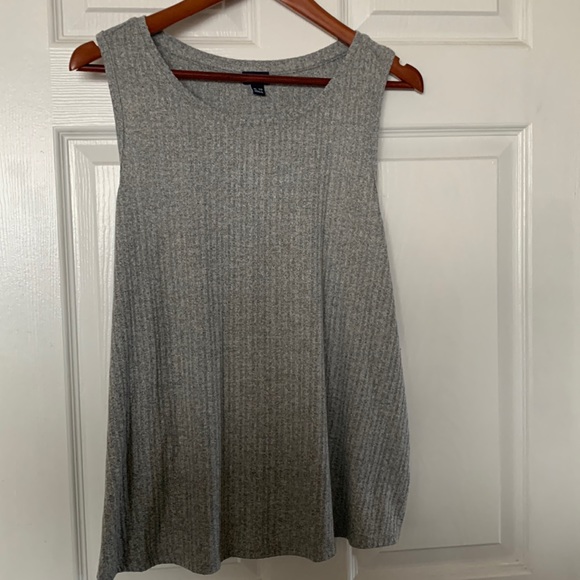 GAP BODY | Light Grey Soft Spun Ribbed Tank Sz XL - Picture 3 of 7